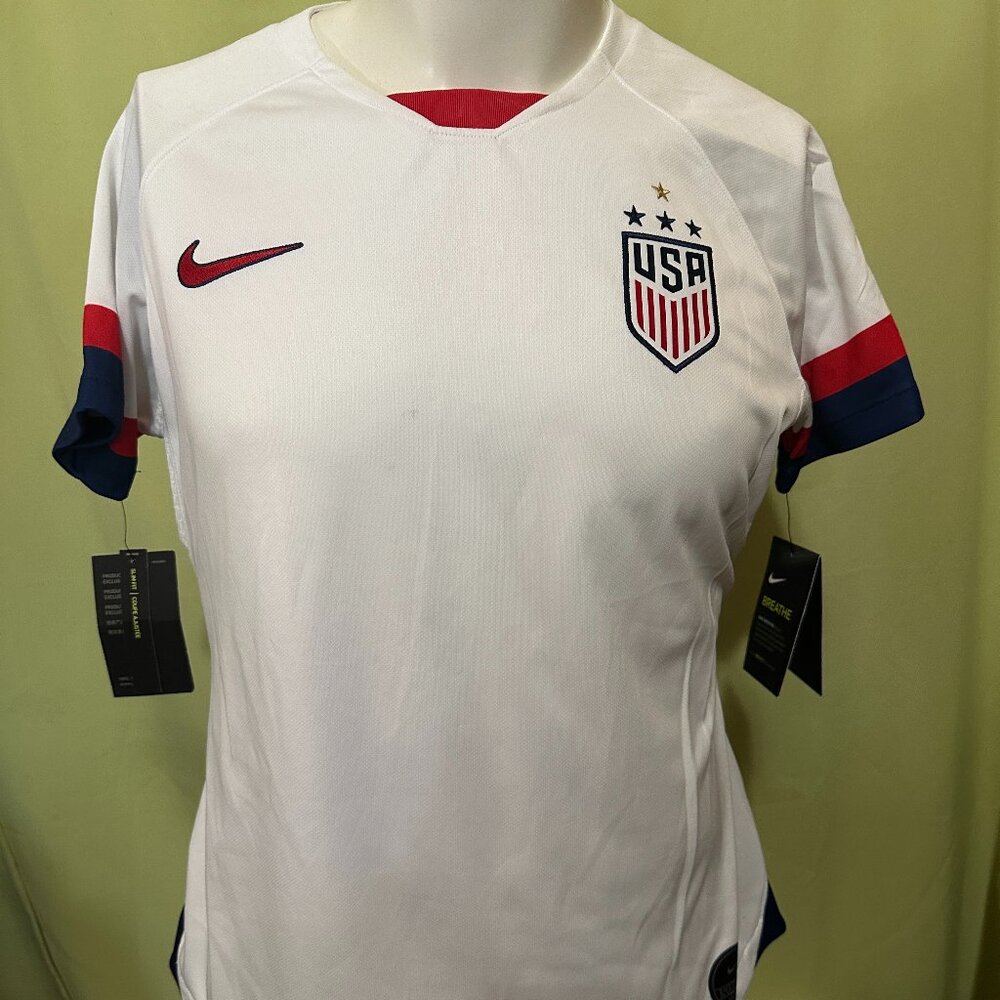 NWT Nike USA Soccer Jersey Women Large White Dri-Fit Breathe One Nation One Team